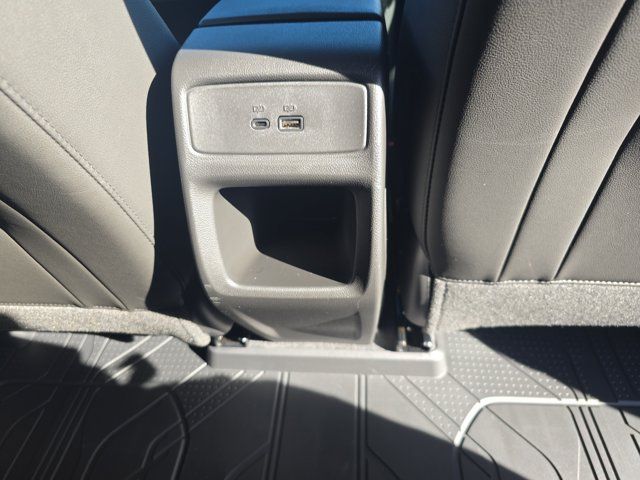Used 2026 Chevrolet Trax LT w/ Driver Confidence Package FWD image 16