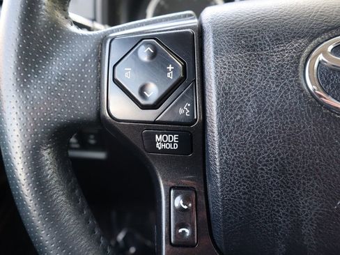 Used 2022 Toyota 4Runner TRD Off-Road Premium w/ Moonroof Package image 30