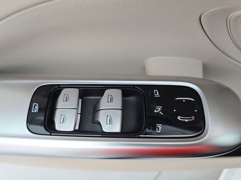 New 2026 Mercedes-Benz C 300 4MATIC Sedan image 28