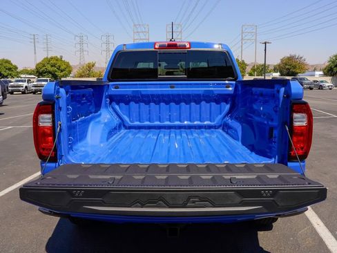 New 2026 GMC Canyon Elevation w/ Convenience Package image 12