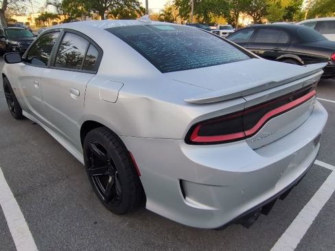 Used 2019 Dodge Charger R/T image 8