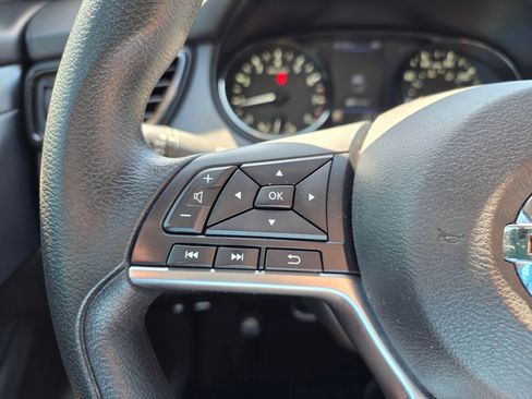 Used 2019 Nissan Rogue Sport S AWD/4WD image 16