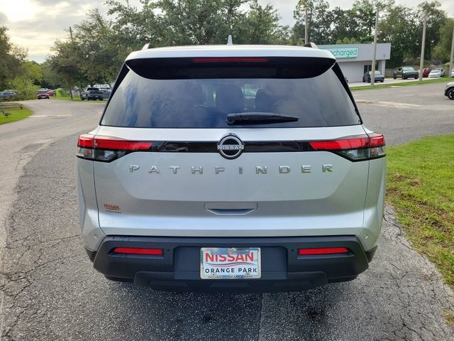 Used 2025 Nissan Pathfinder SV FWD image 7