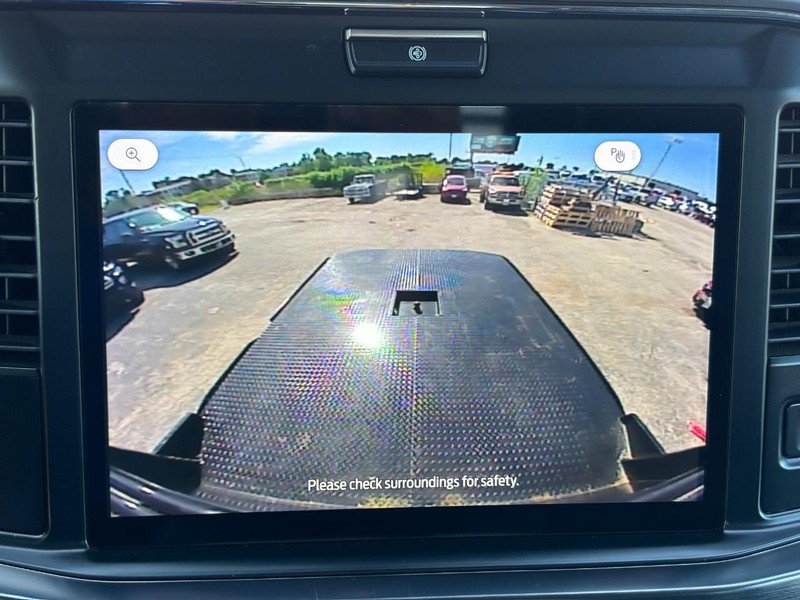 Used 2025 Ford F350 Lariat AWD/4WD image 22
