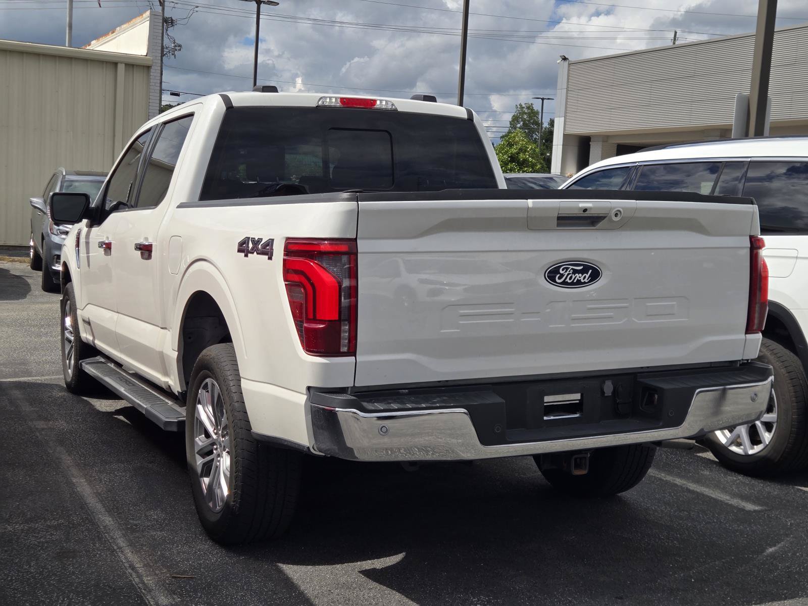 Used 2024 Ford F150 Lariat w/ Equipment Group 502A High AWD/4WD image 5