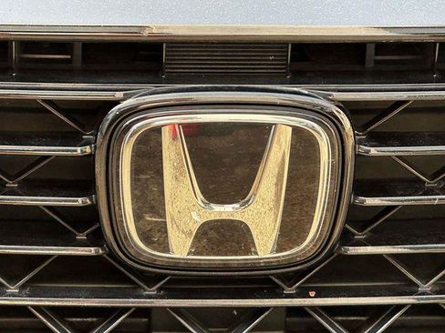 Used 2023 Honda Accord EX image 7