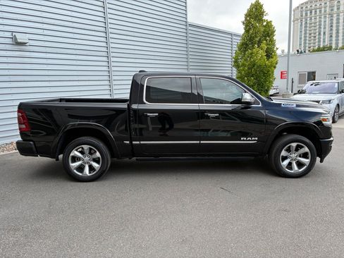 Used 2022 RAM 1500 Limited AWD/4WD image 2