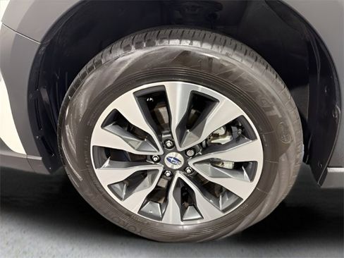 Used 2023 Subaru Outback Limited image 40