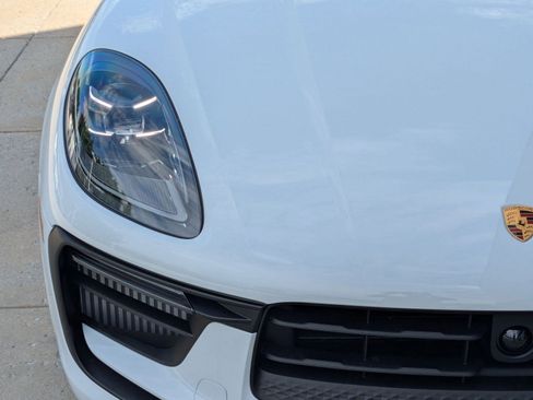 New 2026 Porsche Macan S image 12