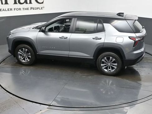 New 2026 Chevrolet Equinox LT w/ Convenience Package II image 21