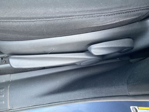 Used 2021 Jeep Cherokee Latitude image 12