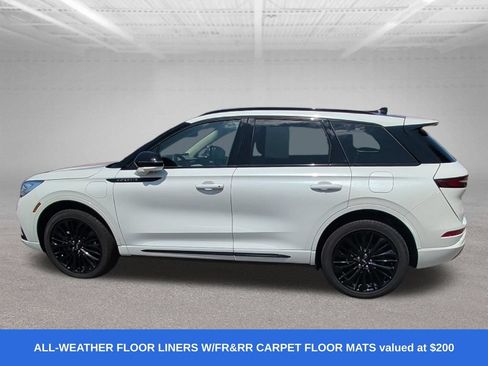 Used 2025 Lincoln Corsair Grand Touring w/ Equipment Group 302A AWD/4WD image 10