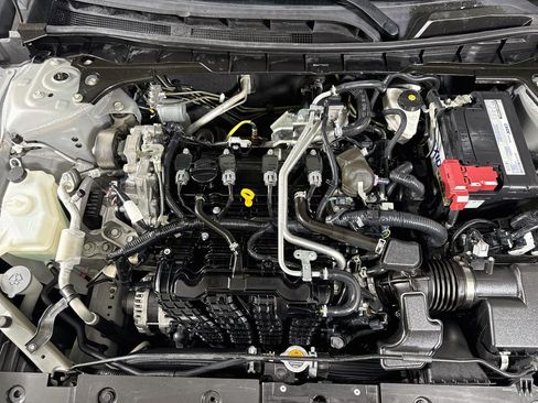 Used 2023 Nissan Altima 2.5 SV FWD image 39