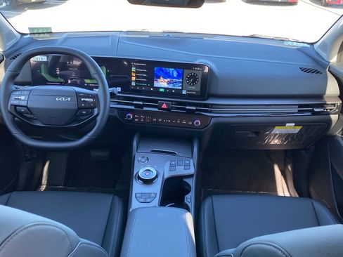 New 2026 Kia Sportage EX image 25