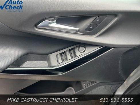 Used 2026 Chevrolet Equinox LT w/ Convenience Package II FWD image 8