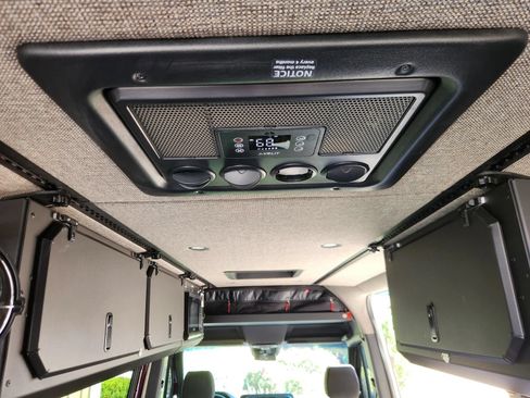 Used 2024 Mercedes-Benz Sprinter 2500 image 53