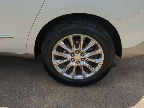 Used 2019 Buick Enclave Premium FWD image 10