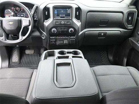 Used 2024 Chevrolet Silverado 2500 Custom w/ Custom Value Package image 21