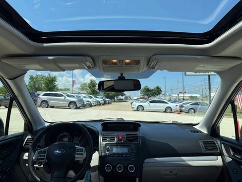 Used 2015 Subaru Forester 2.5i Premium w/ All-Weather Package AWD/4WD image 23