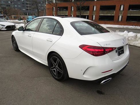 Used 2025 Mercedes-Benz C 300 4MATIC Sedan image 2
