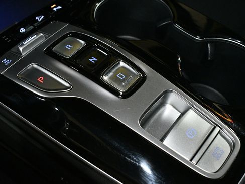 Used 2024 Hyundai Tucson Limited image 38