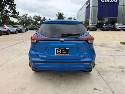 Used 2024 Nissan Kicks SV FWD image 5