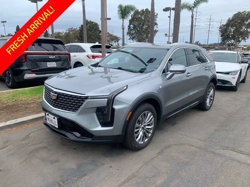 Used 2024 Cadillac XT4 Premium Luxury FWD image 1