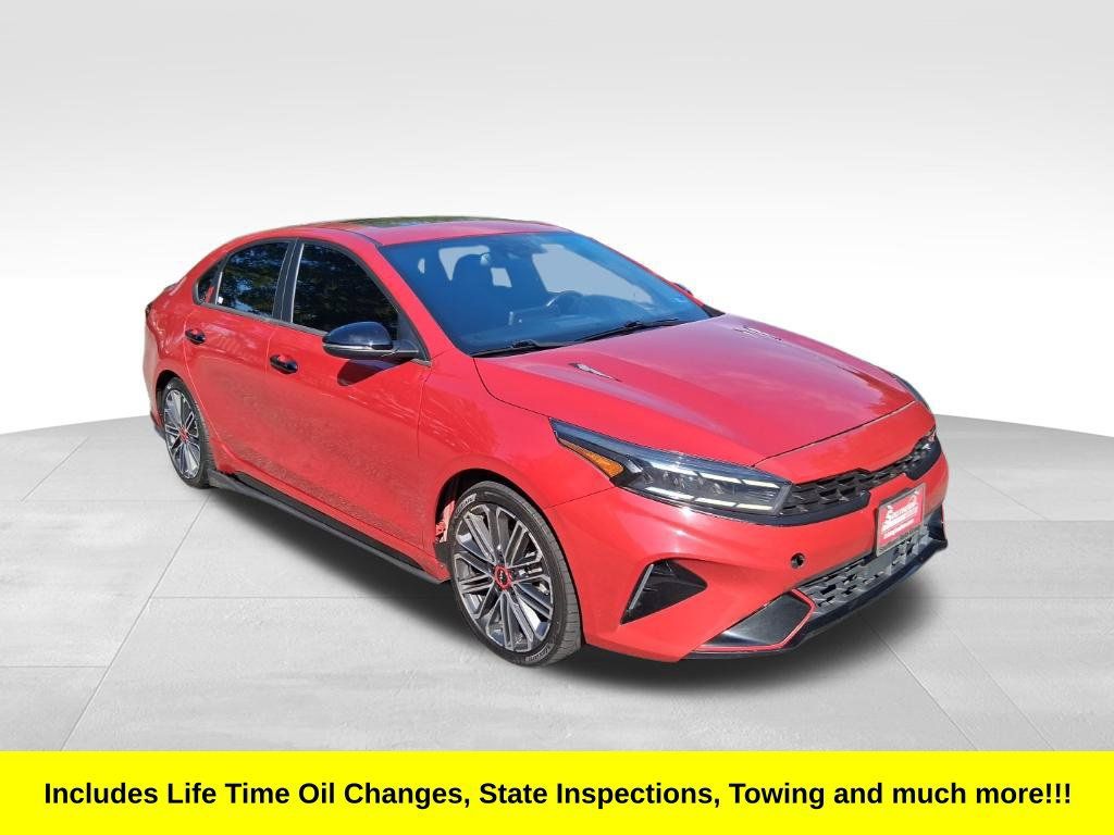 Certified 2023 Kia Forte GT w/ GT2 Package FWD image 3