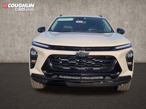 New 2026 Chevrolet Trax ACTIV image 2