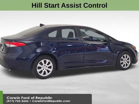 Used 2024 Toyota Corolla LE image 9