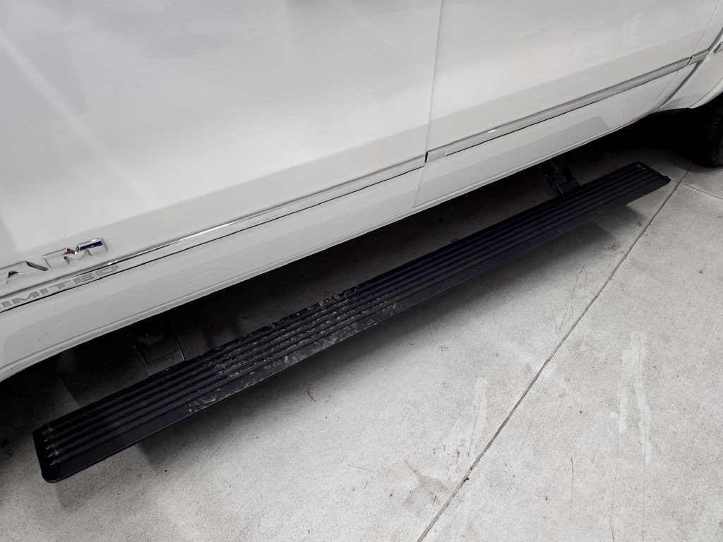 Used 2021 RAM 1500 Limited RWD image 15