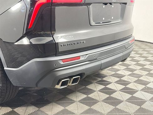 Used 2024 Chevrolet Traverse LS w/ Midnight/Sport Edition FWD image 39
