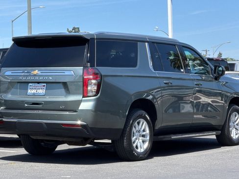 Used 2023 Chevrolet Suburban LT AWD/4WD image 5