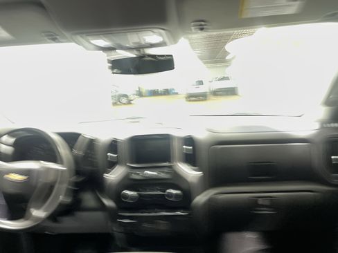 Used 2020 Chevrolet Silverado 1500 Custom w/ Custom Max Trailering Package AWD/4WD image 22