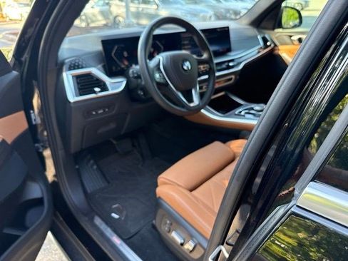 Certified 2024 BMW X5 xDrive40i w/ Parking Assistance Package AWD/4WD image 16