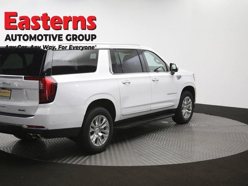 Used 2025 GMC Yukon XL Denali AWD/4WD image 47