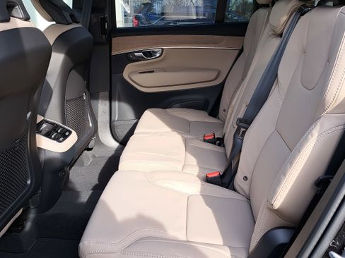 New 2026 Volvo XC90 B6 Ultra w/ Protection Package Premier image 7