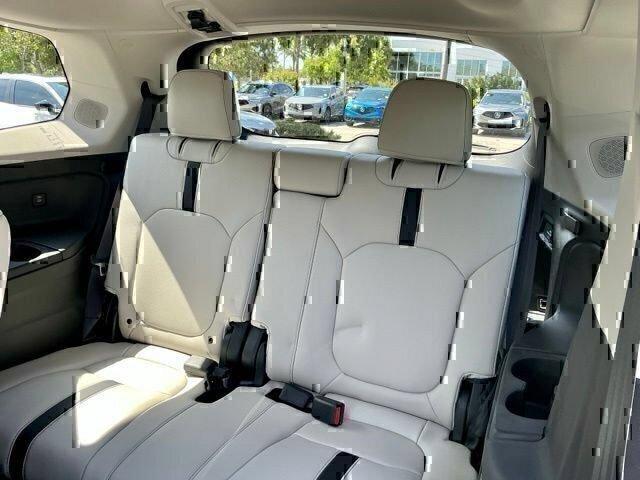 New 2026 Honda Pilot Touring image 12