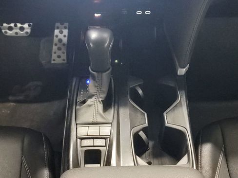 Used 2025 Toyota Camry SE FWD image 18