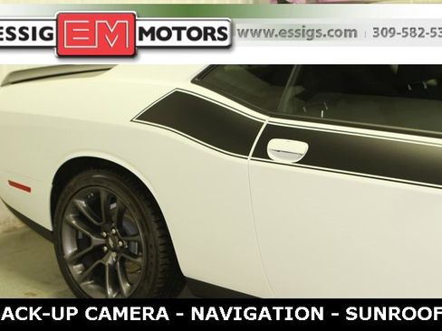 New 2023 Dodge Challenger R/T w/ T/A Package image 5