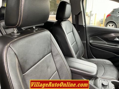 Used 2020 GMC Terrain SLT w/ Preferred Package AWD/4WD image 35