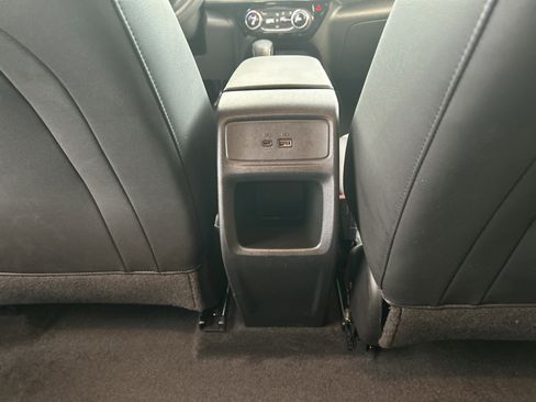 Used 2024 Chevrolet Trax LT image 26