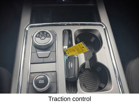 Used 2021 Ford Expedition XLT AWD/4WD image 24