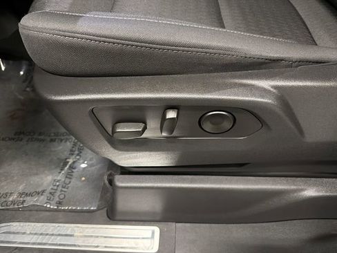 Certified 2023 Chevrolet Silverado 1500 LT AWD/4WD image 20