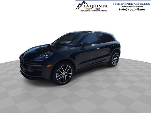 Used 2023 Porsche Macan AWD/4WD image 4