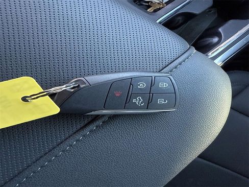 Used 2026 Chevrolet Silverado 1500 LTZ image 33