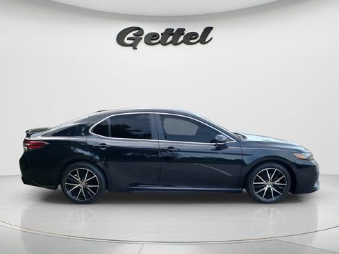 Certified 2022 Toyota Camry SE w/ Convenience Package FWD image 4