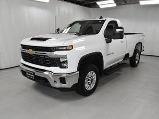 Used 2024 Chevrolet Silverado 2500 LT w/ Snow Plow Prep/Camper Package video 2