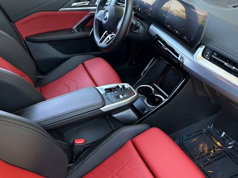 Used 2025 BMW X1 M35i w/ Shadowloine Package AWD/4WD image 18