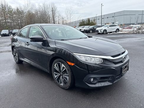 Used 2018 Honda Civic EX-T image 3
